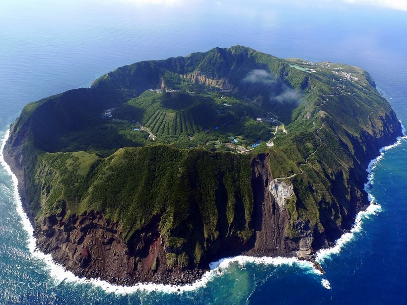 Aogashima-Island